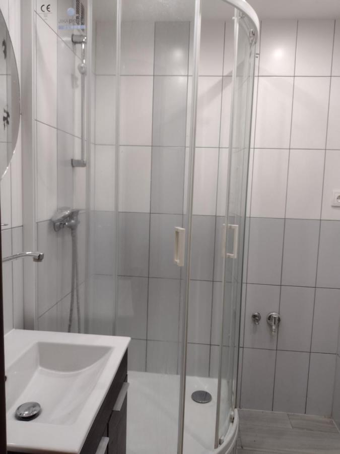Apartmens Kv Karlovy Vary Exterior foto